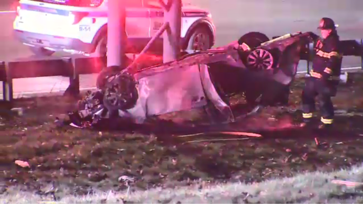 Police: 4 people ejected during early morning rollover in Quincy ...
