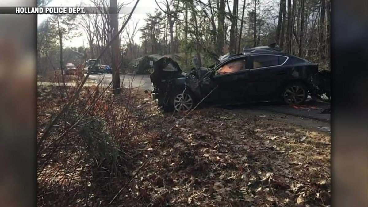 18 year old flown to the hospital after crash in Holland - Boston News ...