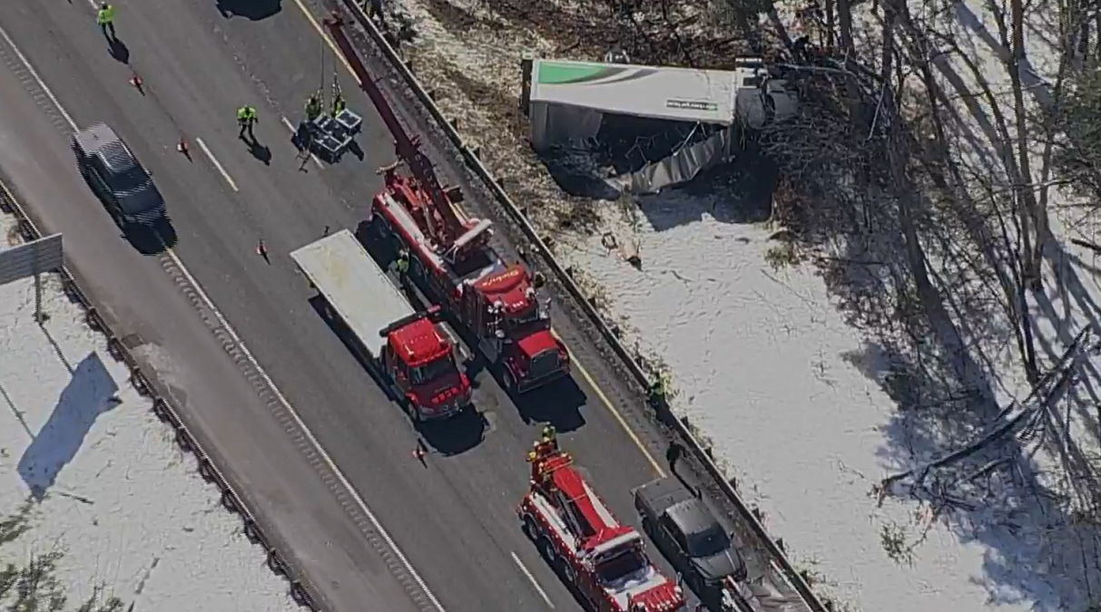 Traffic Snarled On I 495 In Hudson After Truck Crashes Off Highway And Into Wooded Area Boston 6902