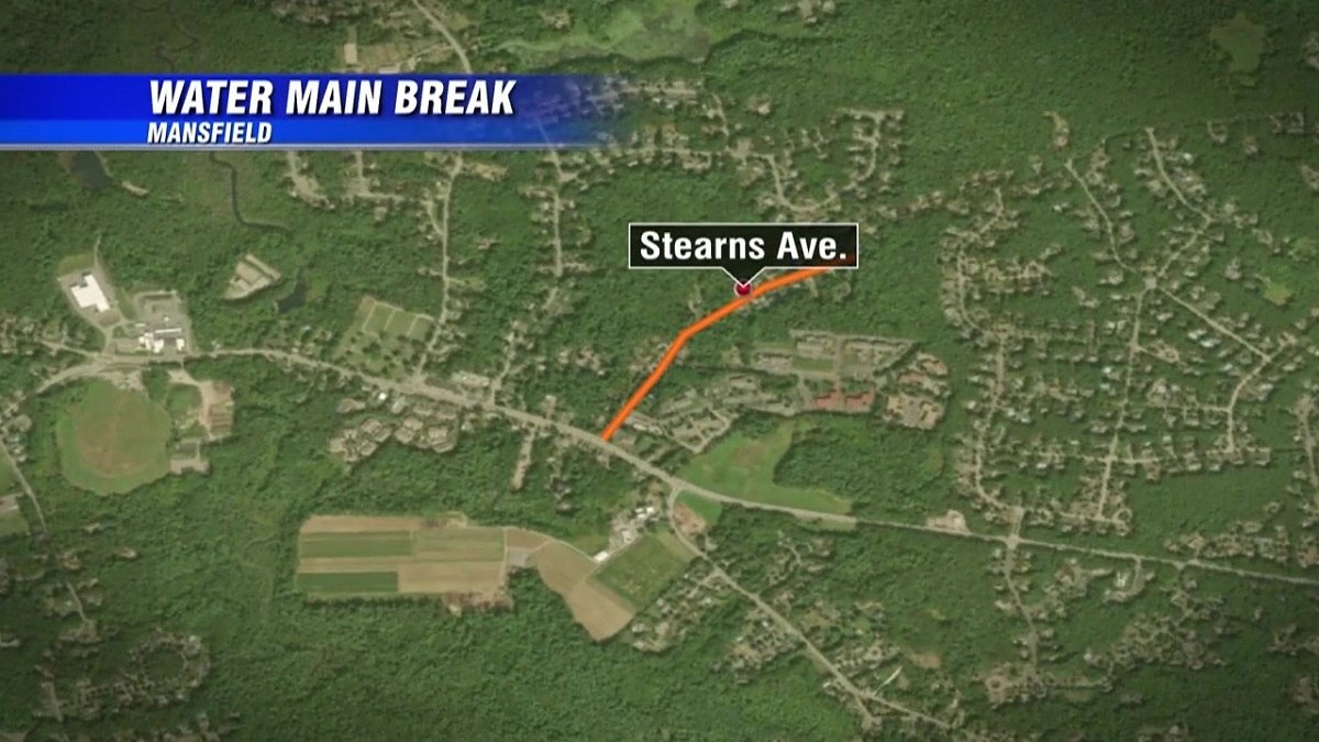 Water main break in Mansfield leaves more than 20 houses without water