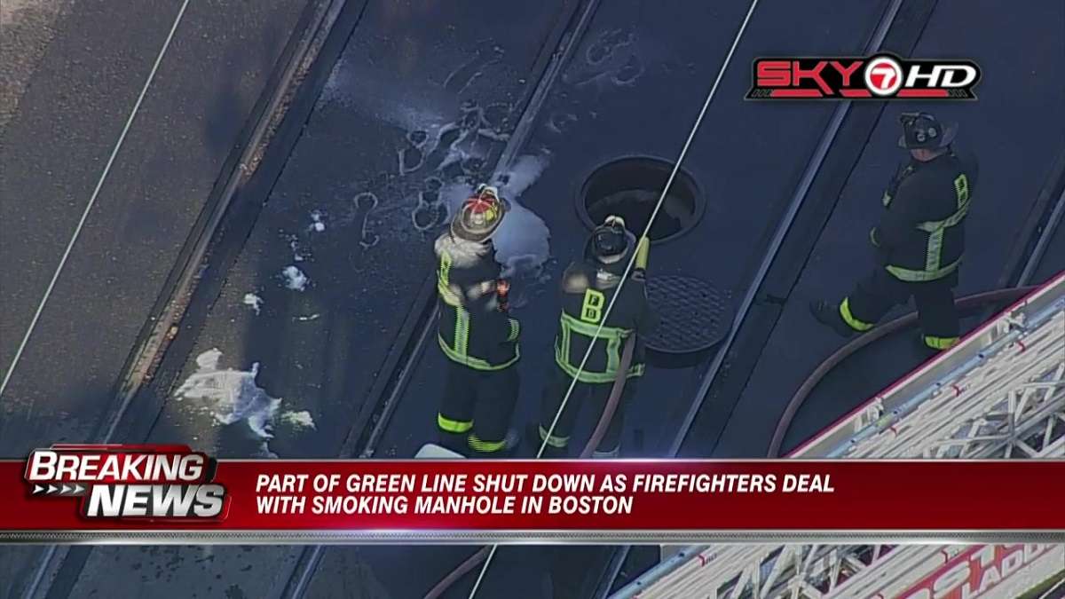 Smoking manhole snarls traffic, Green Line service in Boston - Boston ...