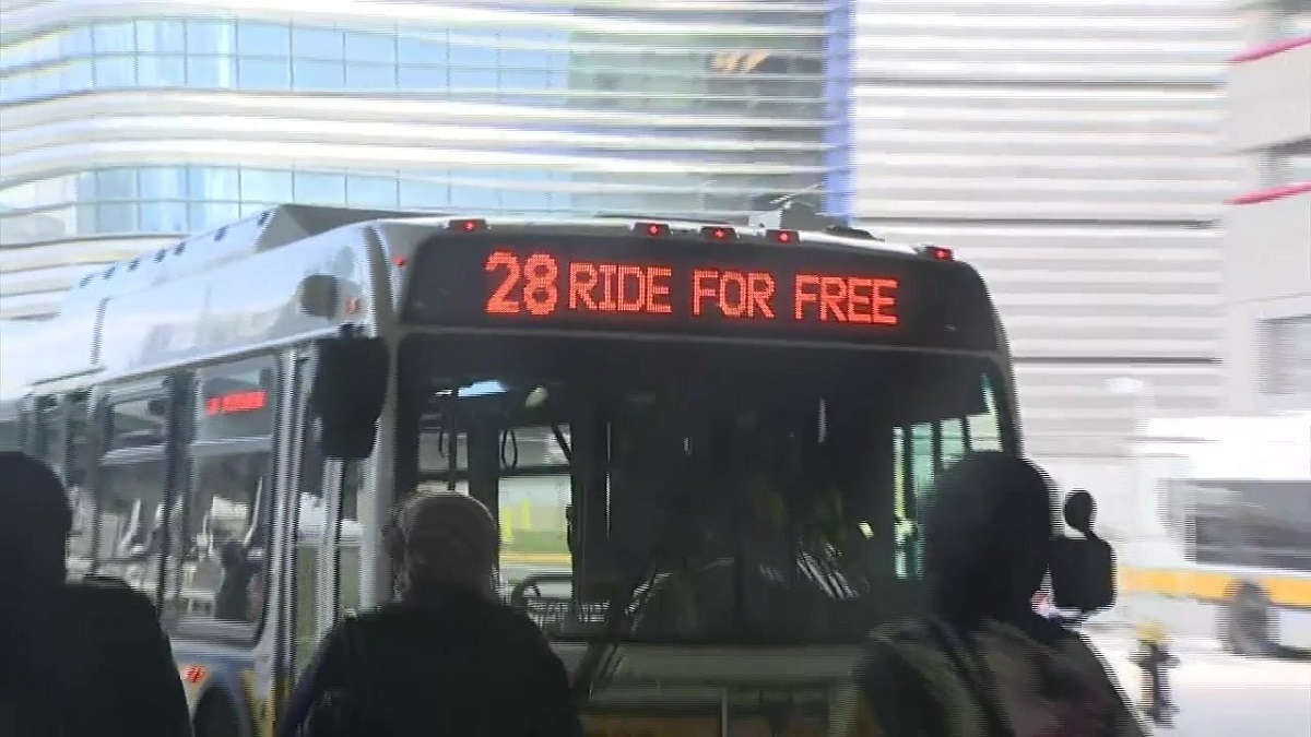 Markey, Pressley announce new push for farefree public transit across