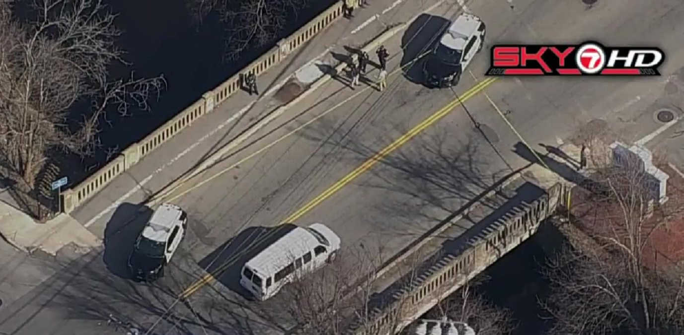 Victim struck by van in Lawrence dies of injuries a week after crash