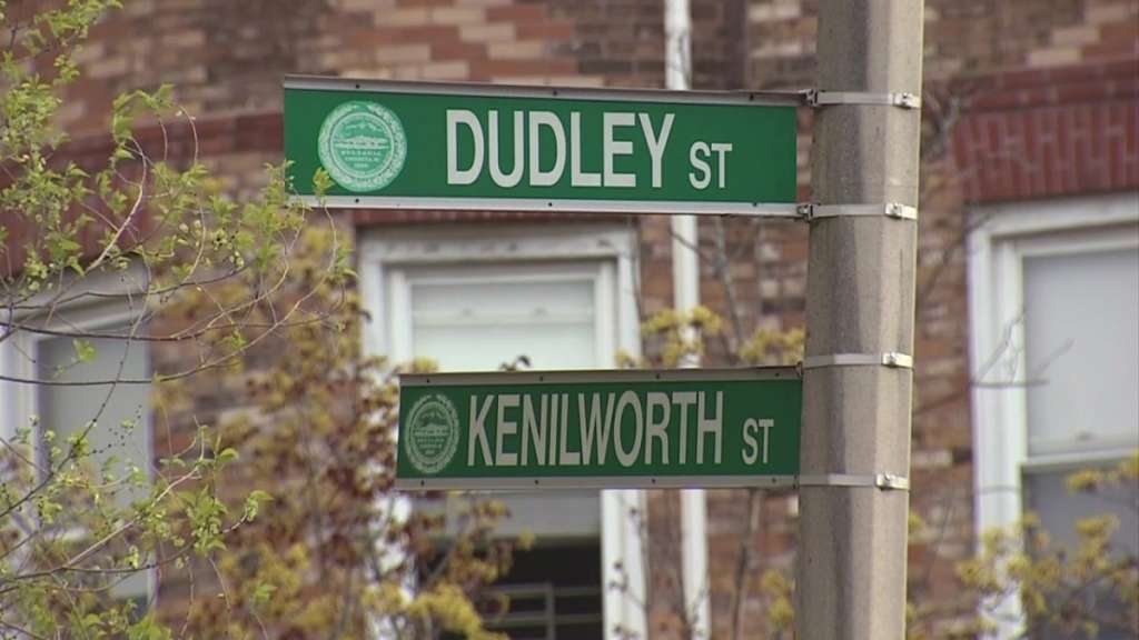 Boston police searching for parent accused of assaulting school bus driver Boston police searching for parent accused of assaulting school bus driver