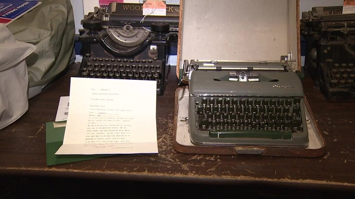 Tom Hanks gifts autographed typewriter to Arlington store Boston News