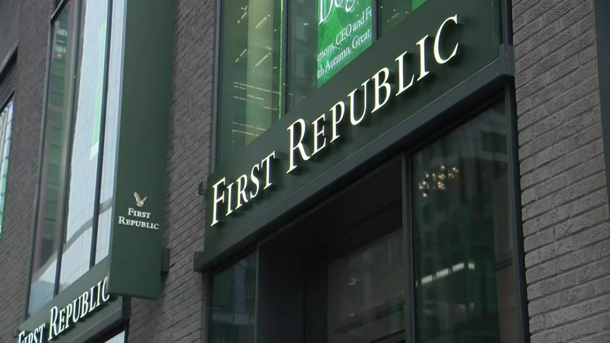 Regulators seize First Republic Bank, sell to Chase Boston