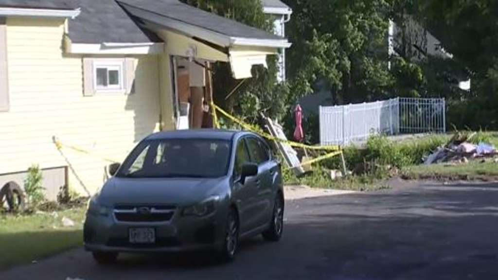'I thought something exploded': Marlboro homeowner describes the moment a driver barreled into her home – Boston News, Weather, Sports - Vimarsana News