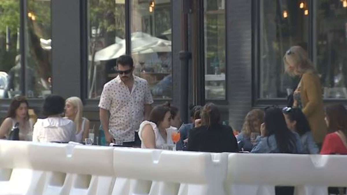 Diners enjoy return of outdoor dining in the South End - Boston News ...
