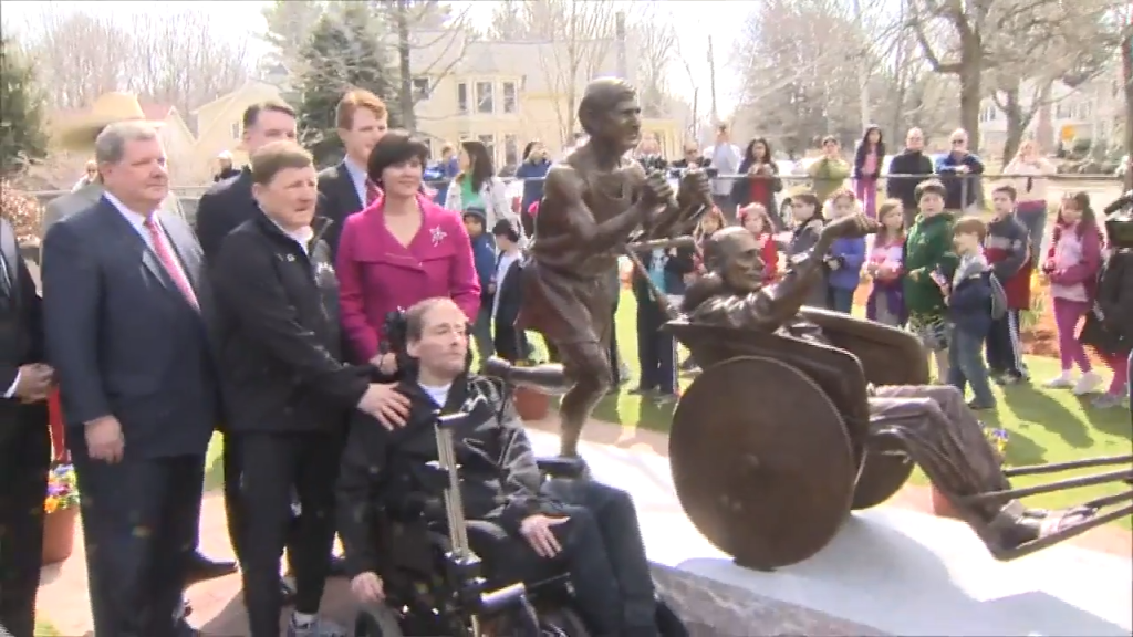 Dick Hoyt memorial 5K kicks off in Hopkinton days after Rick Hoyt's death – Boston News, Weather, Sports - Vimarsana News