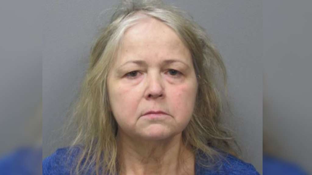 Police: Townsend woman was under influence when she crashed into building, fled scene - Vimarsana News