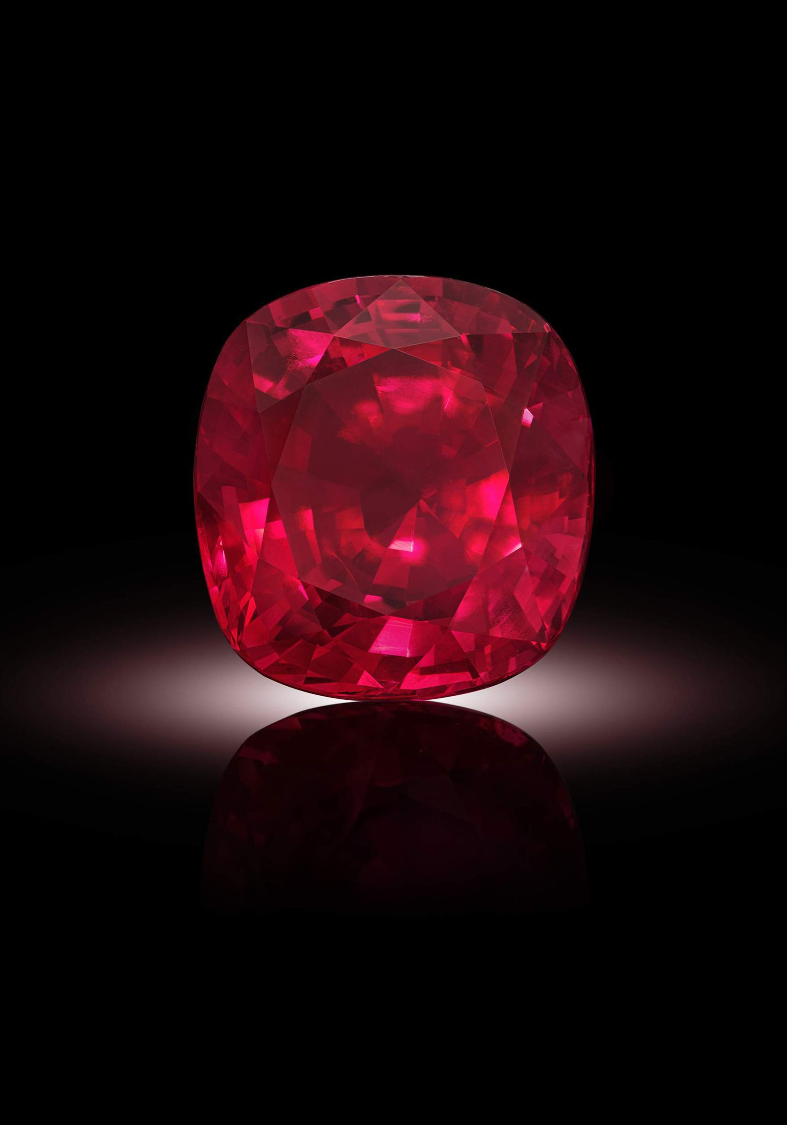 Largest ruby ever to come to auction sells for record-breaking $34.8 ...