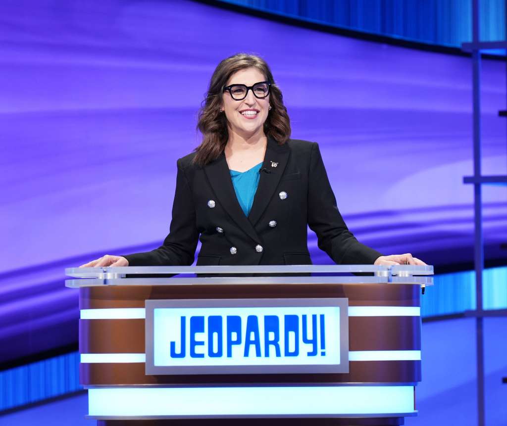 Mayim Bialik says she's out as a host of TV quiz show 'Jeopardy