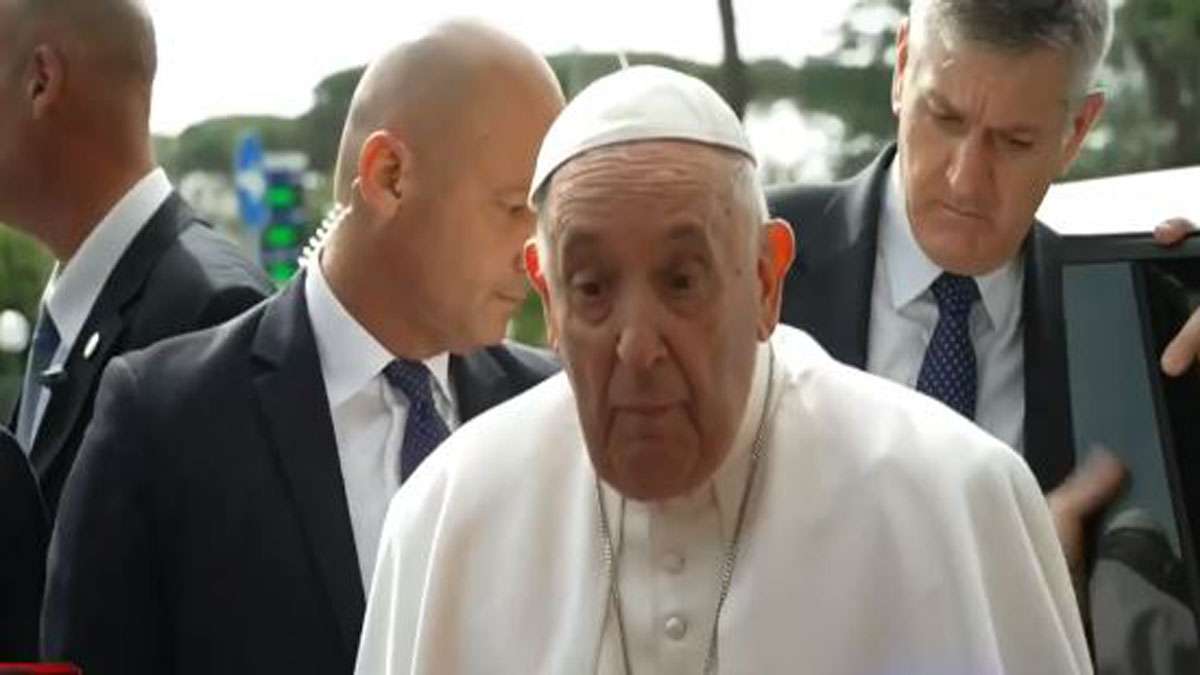 Ailing Pope Francis meets with European rabbis and condemns antisemitism, terrorism, war - Boston News, Weather, Sports - Vimarsana News