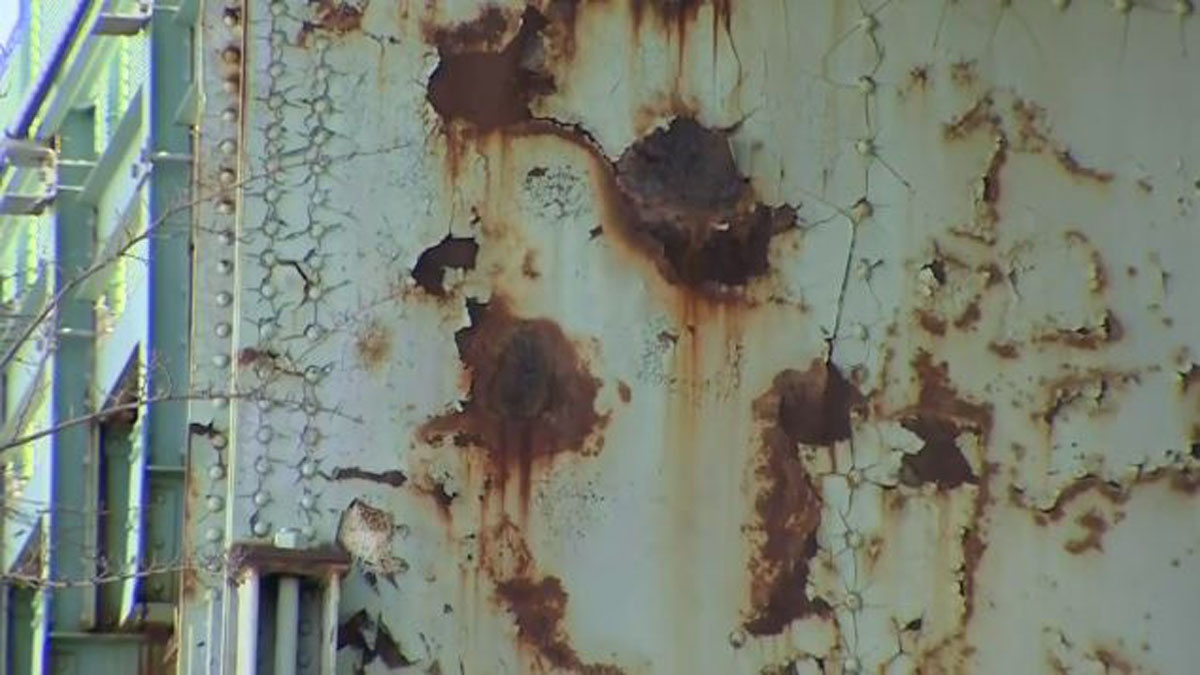 MassDOT to install netting to catch toxic paint chips falling off Tobin Bridge Boston News Weather Sports WHDH 7News MassDOT to install netting to catch toxic paint chips falling off Tobin Bridge Boston News Weather Sports WHDH 7News