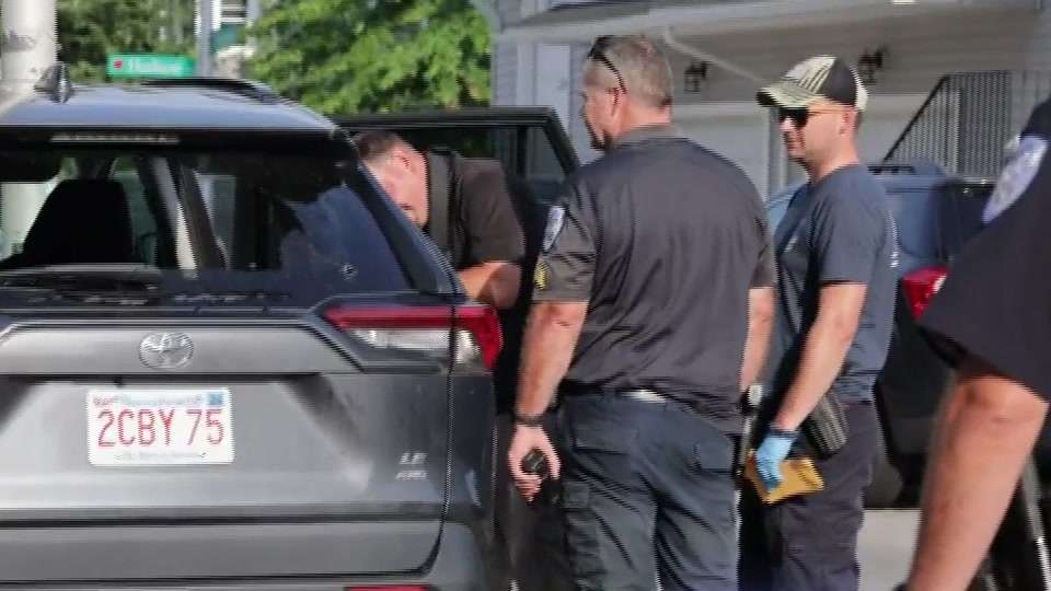 Police investigating after man shot and robbed in Worcester - Boston ...