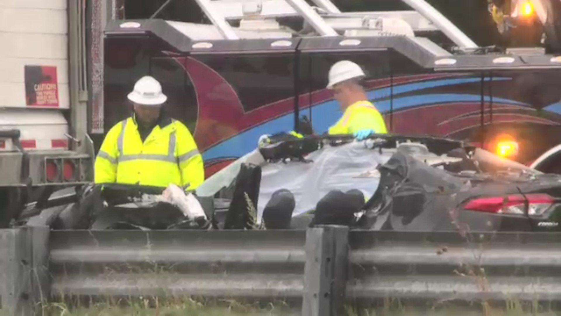 Driver killed in early morning crash involving tractor-trailer on I-295 ...