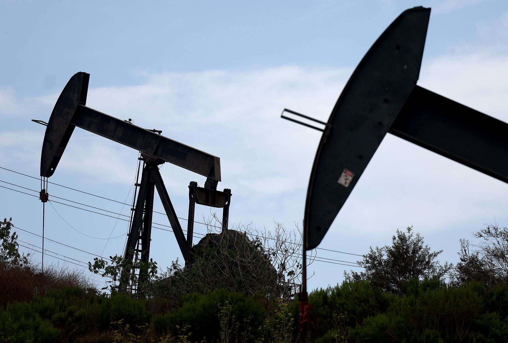 Under Biden, US oil production is poised to break Trump-era records ...