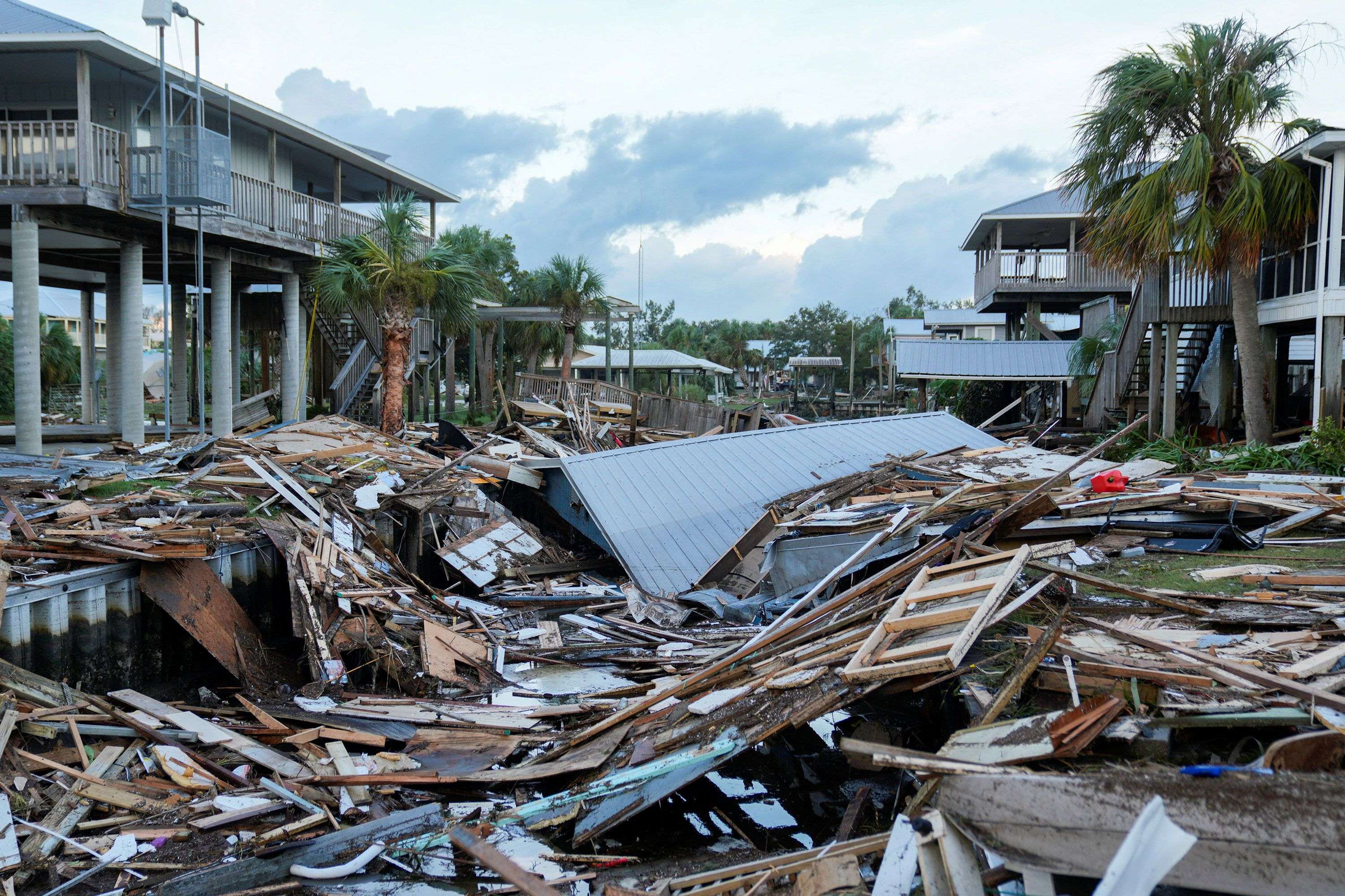 Biden declares a major disaster in Florida following Hurricane Idalia ...