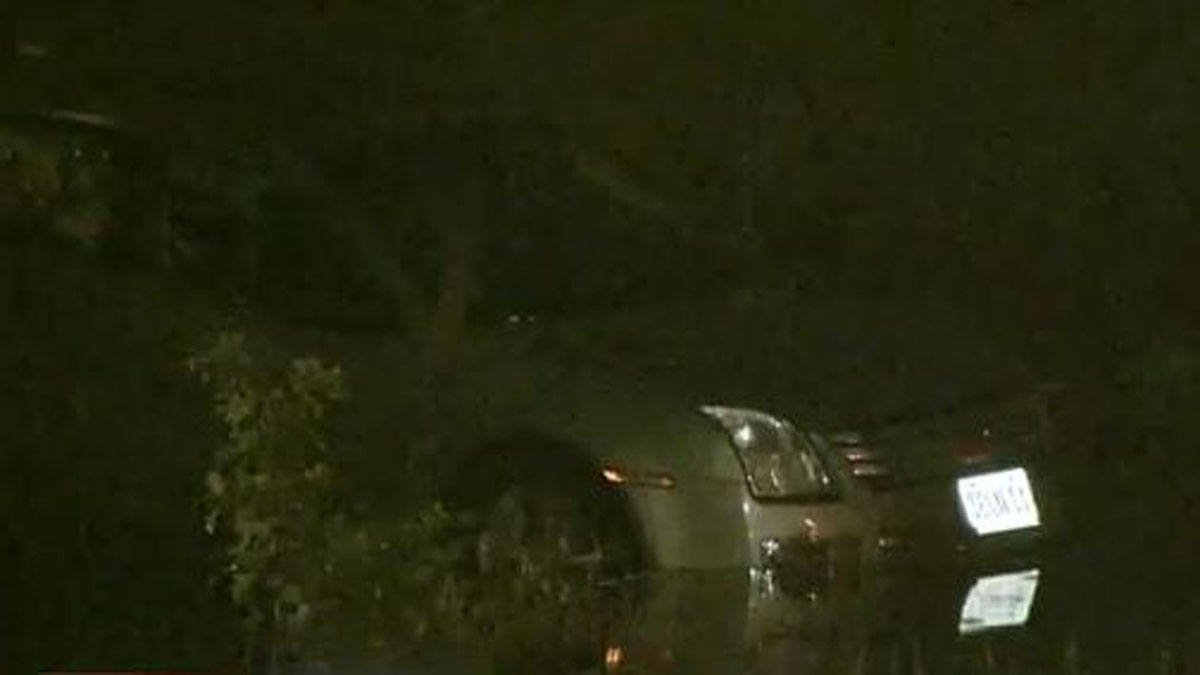 Police respond to serious crash on Mass. Pike in Natick Boston News