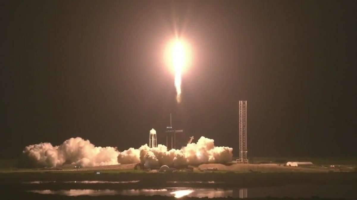 SpaceX’s supersized Starship launches into orbit for the first time but flight ends early