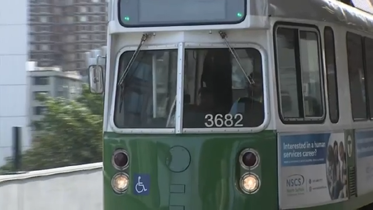 Slow zones plague year-old Green Line Extension - Boston News, Weather, Sports - Vimarsana News