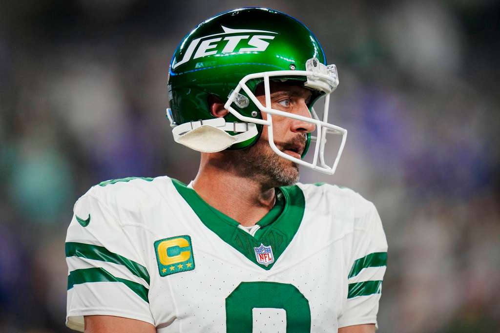 New York Jets QB Aaron Rodgers suffers season-ending Achilles