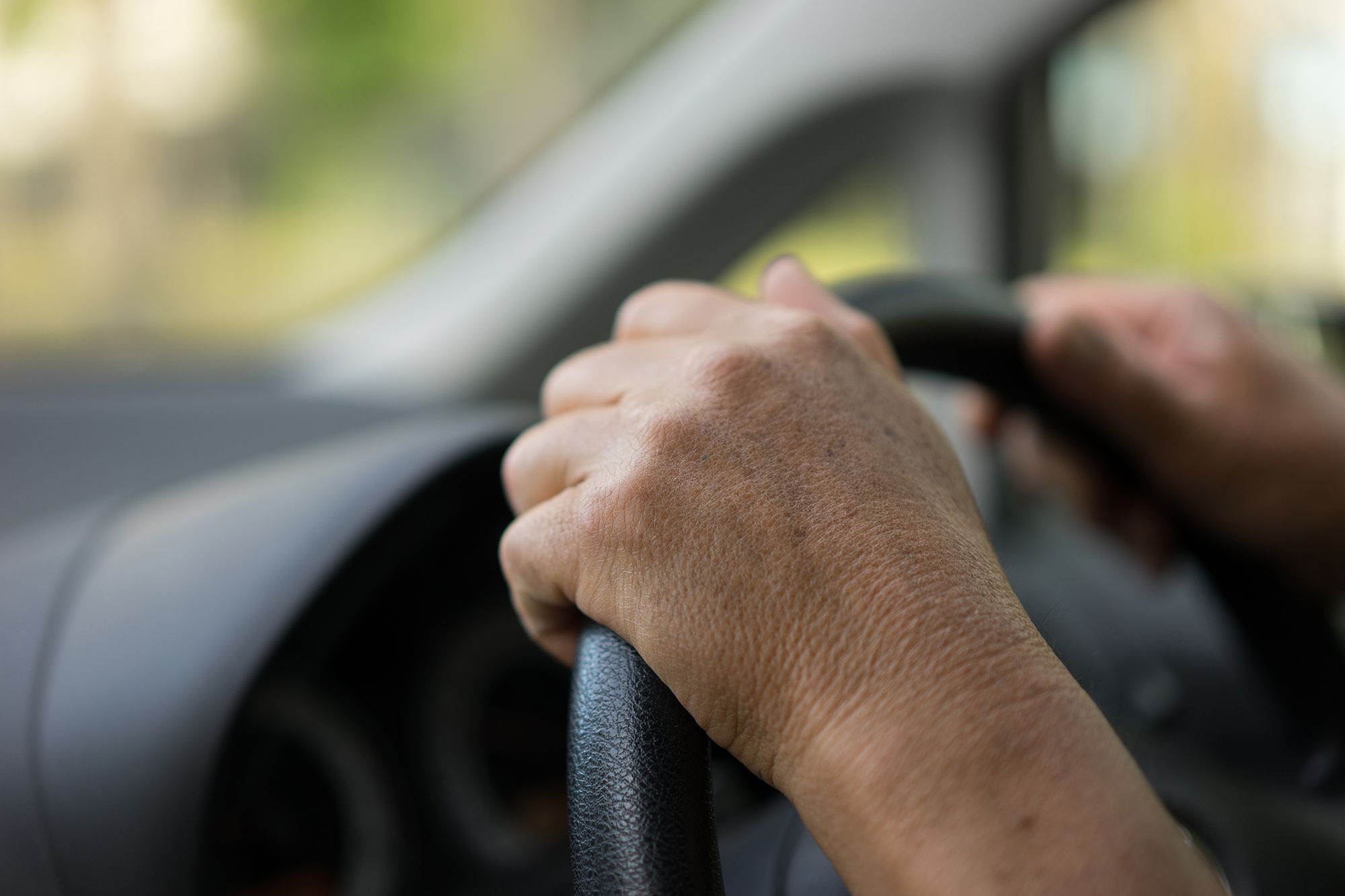 Federal Safety Regulators Push To Recall 52 Million Air Bags Boston   Cnn L19jb21wb25lbnRzL2ltYWdlL2luc3RhbmNlcy9sZWRlLTA0ZmZjNzYyNDg5NjY1YzhkNmU4MWQ3NmQwOGIyNTY2 L19wYWdlcy9oXzY2MDlmN2RhYTU3YWQ5OWZmNzE5MTA1MzM1NWM0MGU1 