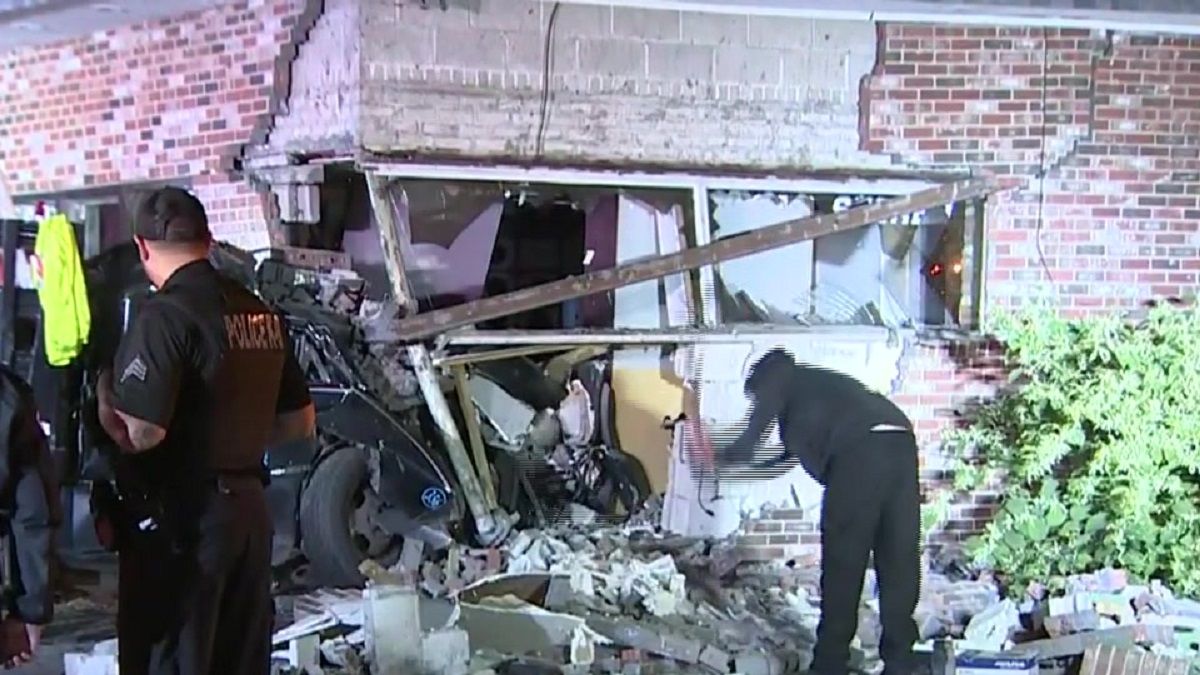 Truck crashes into building in Billerica Boston News Weather Sports