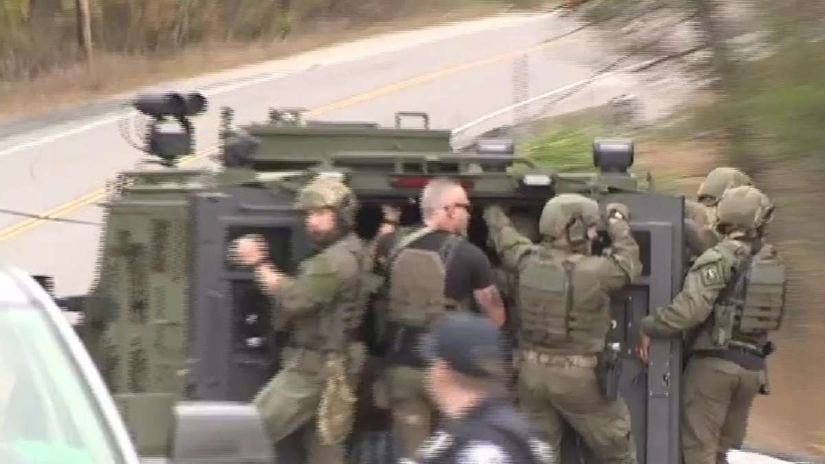 Law enforcement continues massive search for suspected gunman in Maine shootings - Boston News, Weather, Sports - Vimarsana News