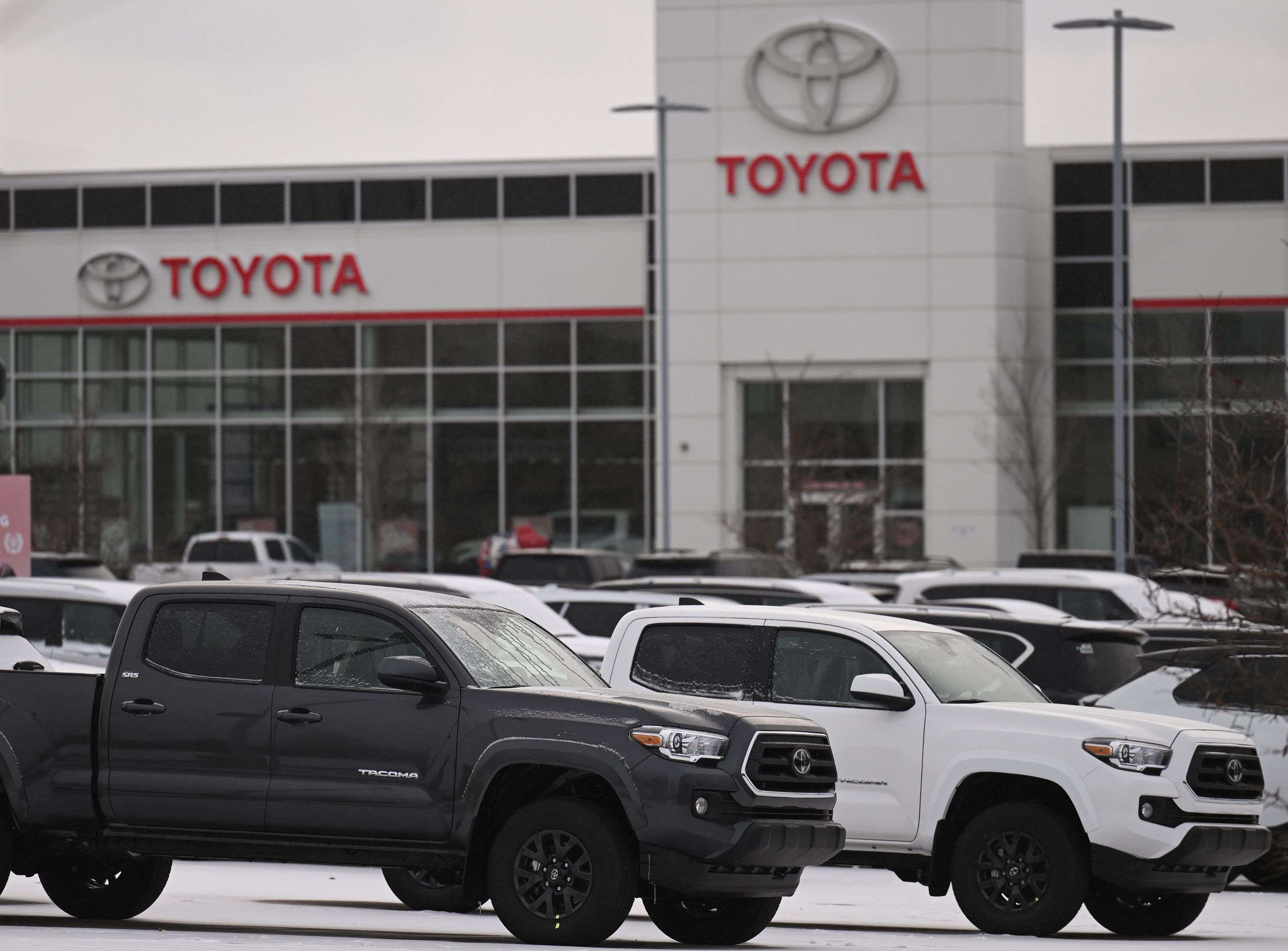 Toyota recalls 1 million vehicles over airbag sensor glitch - Boston News, Weather, Sports - Vimarsana News