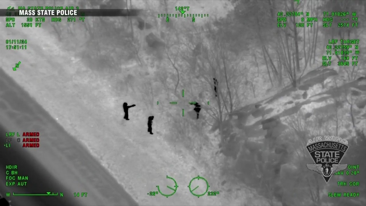 观看：州警察直升机协助追捕逃离布雷恩特警方的嫌疑犯