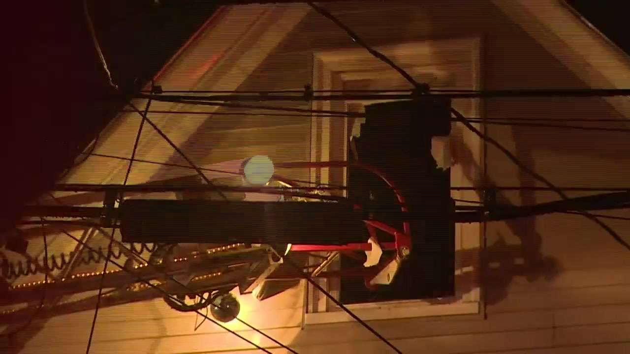 Two rescued from burning home in Newton sustain serious injuries - Boston News, Weather, Sports - Vimarsana News