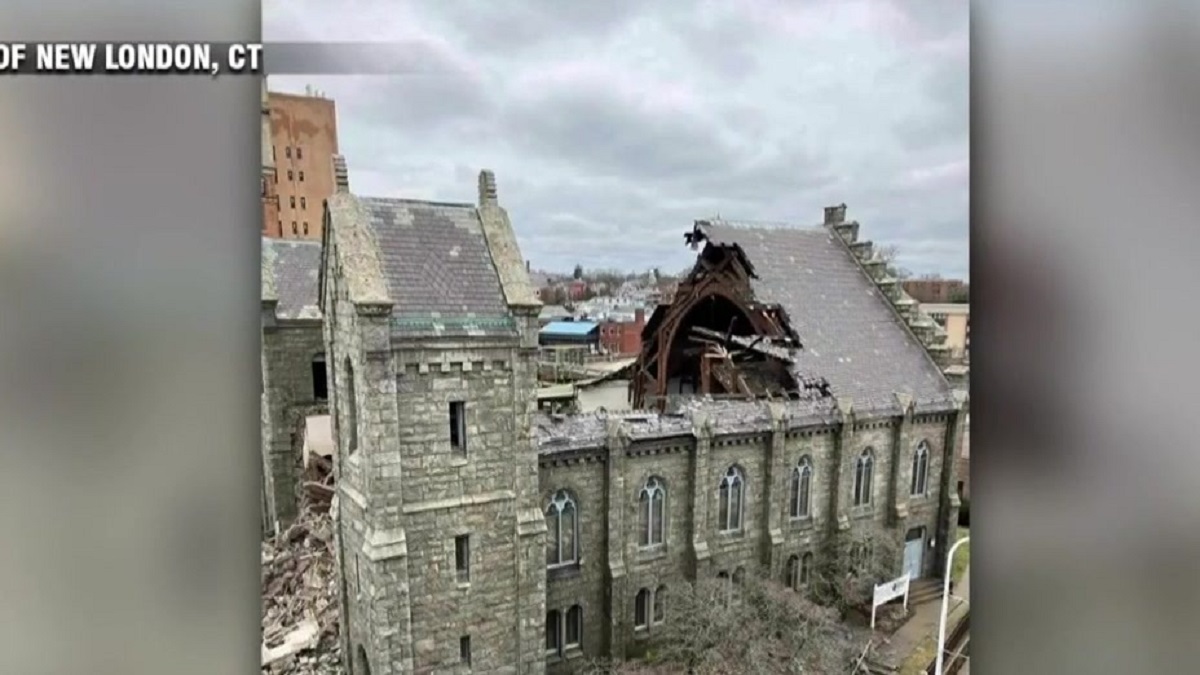 Emergency crews respond after church collapses in New London, CT
