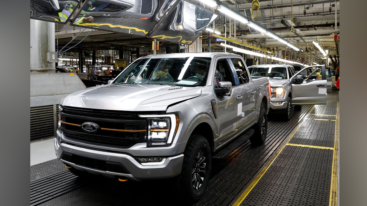 Ford recalls more than 112,000 F-150s for roll away risk - Boston News