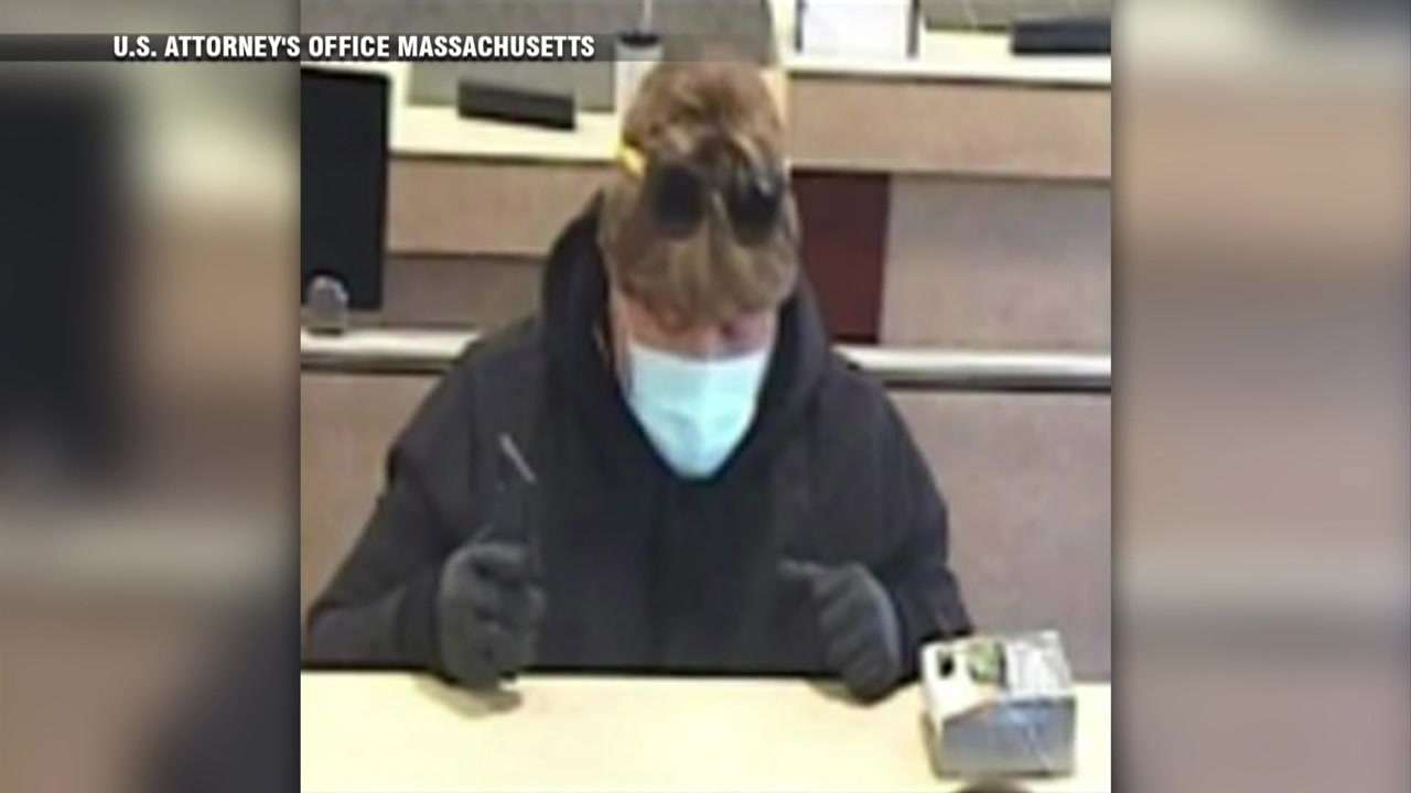 Edgartown man sentenced to more than 8 years for Falmouth bank robbery ...