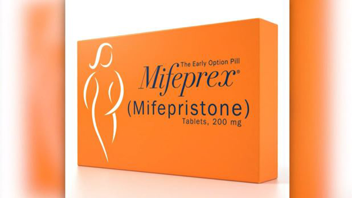 CVS And Walgreens Plan To Start Dispensing Abortion Pill Mifepristone   Cvs 