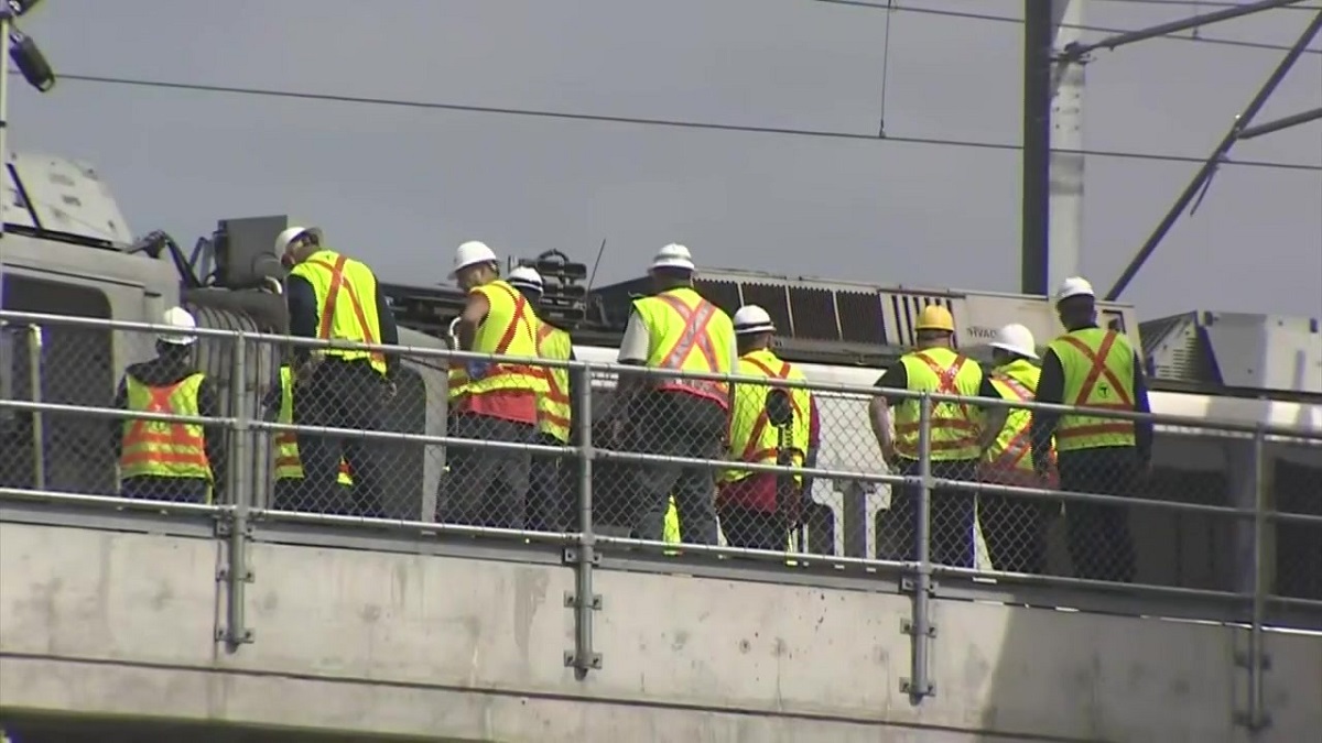 Passenger describes Green Line derailment as federal investigation begins – Boston News, Weather, Sports