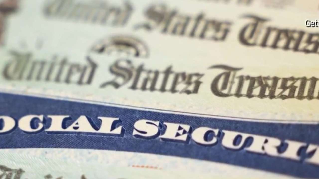 Federal judge temporarily blocks Trump administration freeze on federal ...