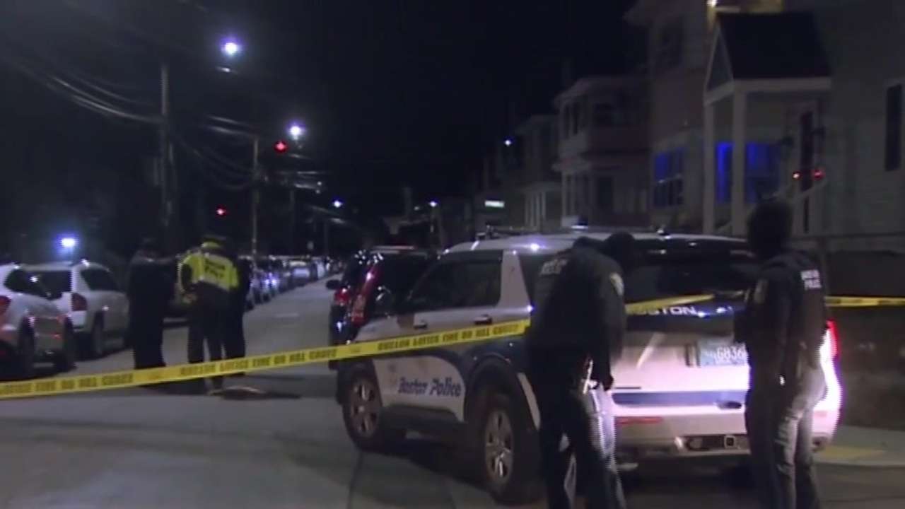 SWAT standoff in Hyde Park ends, suspect in custody - Boston News ...