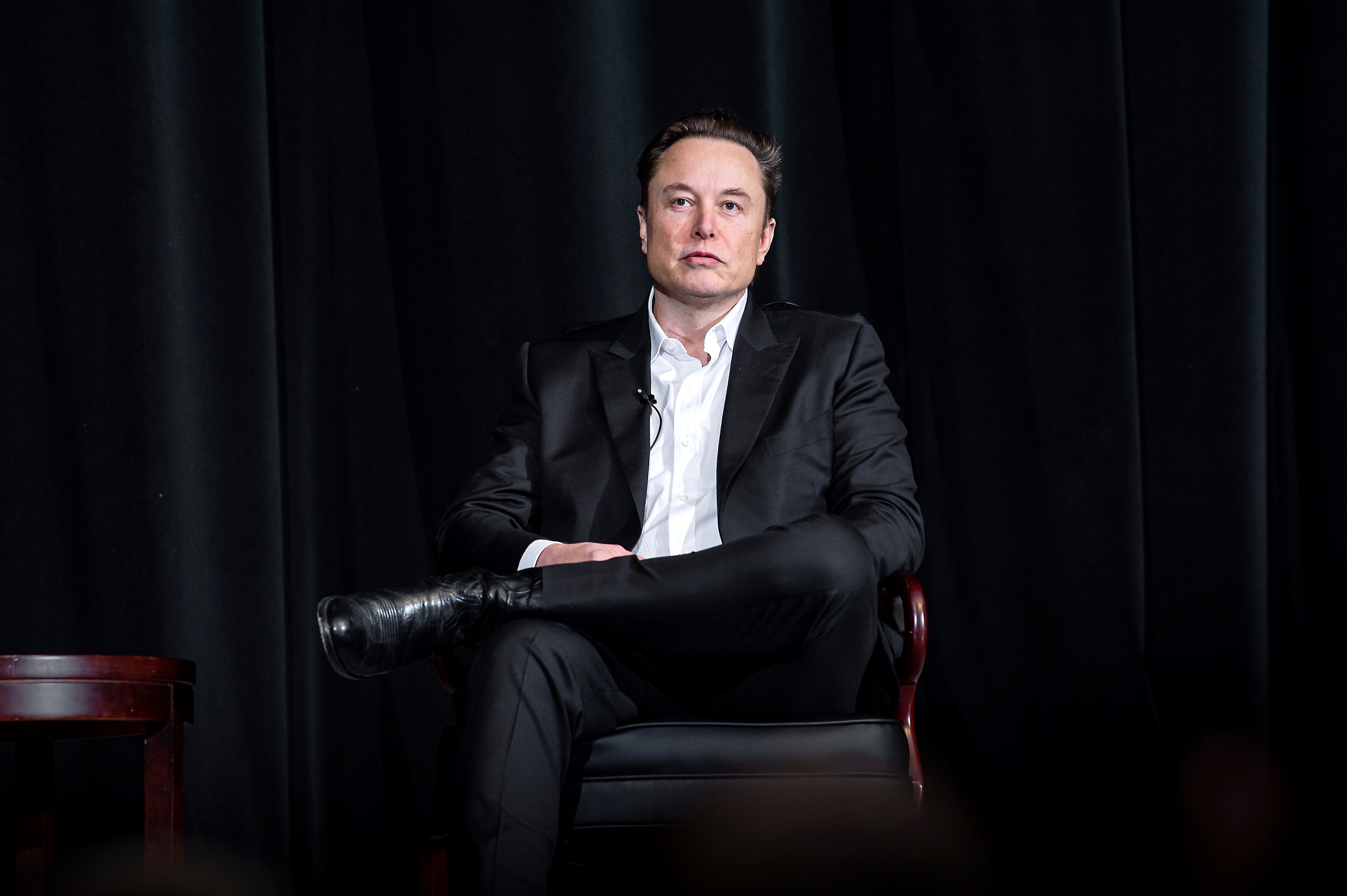 Elon Musk and OpenAI CEO Sam Altman head to court in high-stakes ...