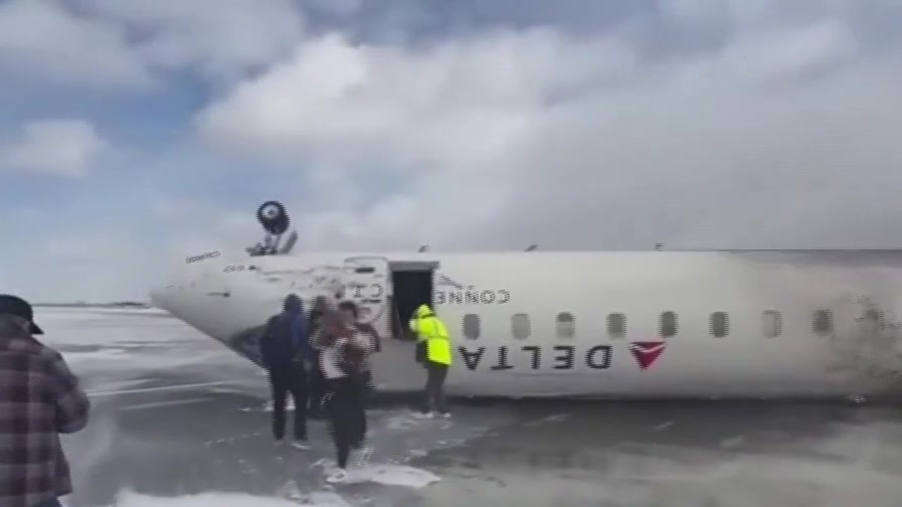 Delta plane flips over upon landing at Toronto’s Pearson Airport; 8