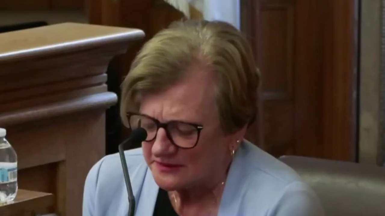 Mother of victim John O’Keefe gives emotional testimony in Karen Read ...
