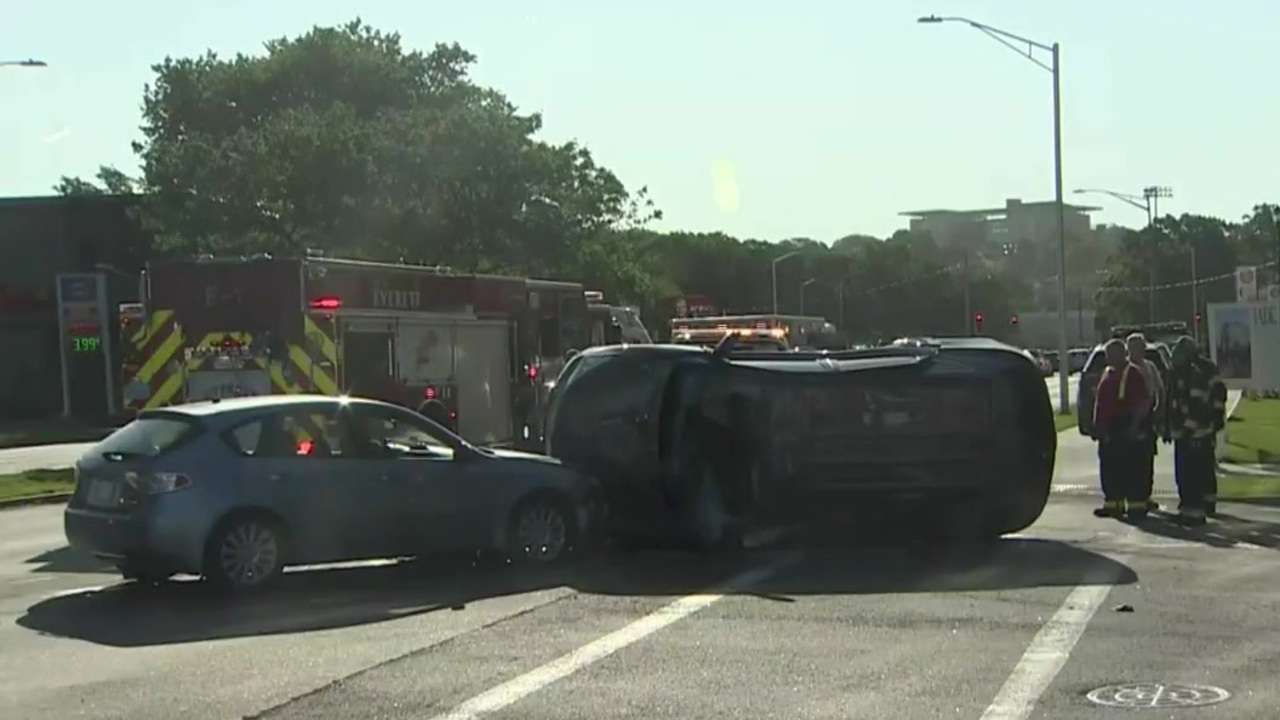 Police respond to rollover crash in Everett - Boston News, Weather ...