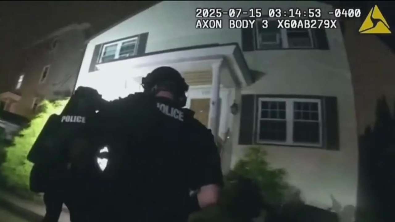 Man dies following standoff with Fall River police - Boston News ...