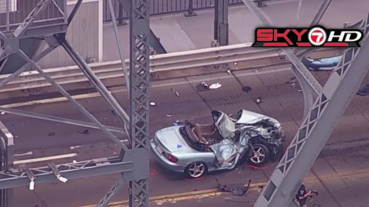 Man killed in crash on New Bedford-Fairhaven bridge - Boston News