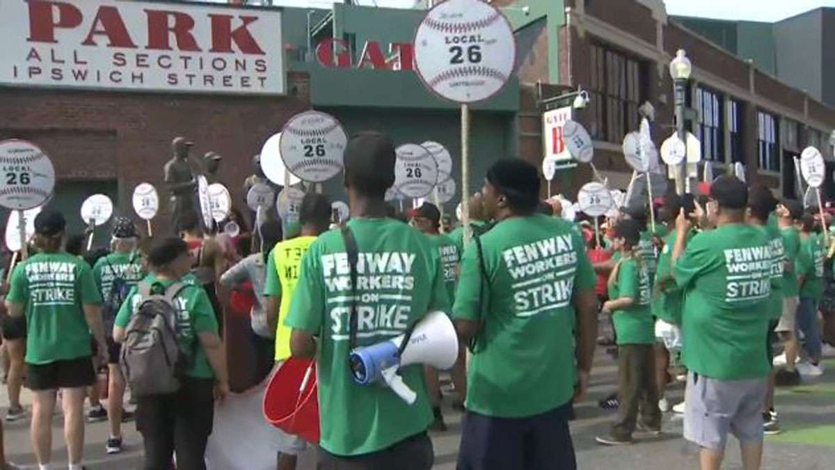 Fenway concession workers return to job after weekend strike - Boston ...