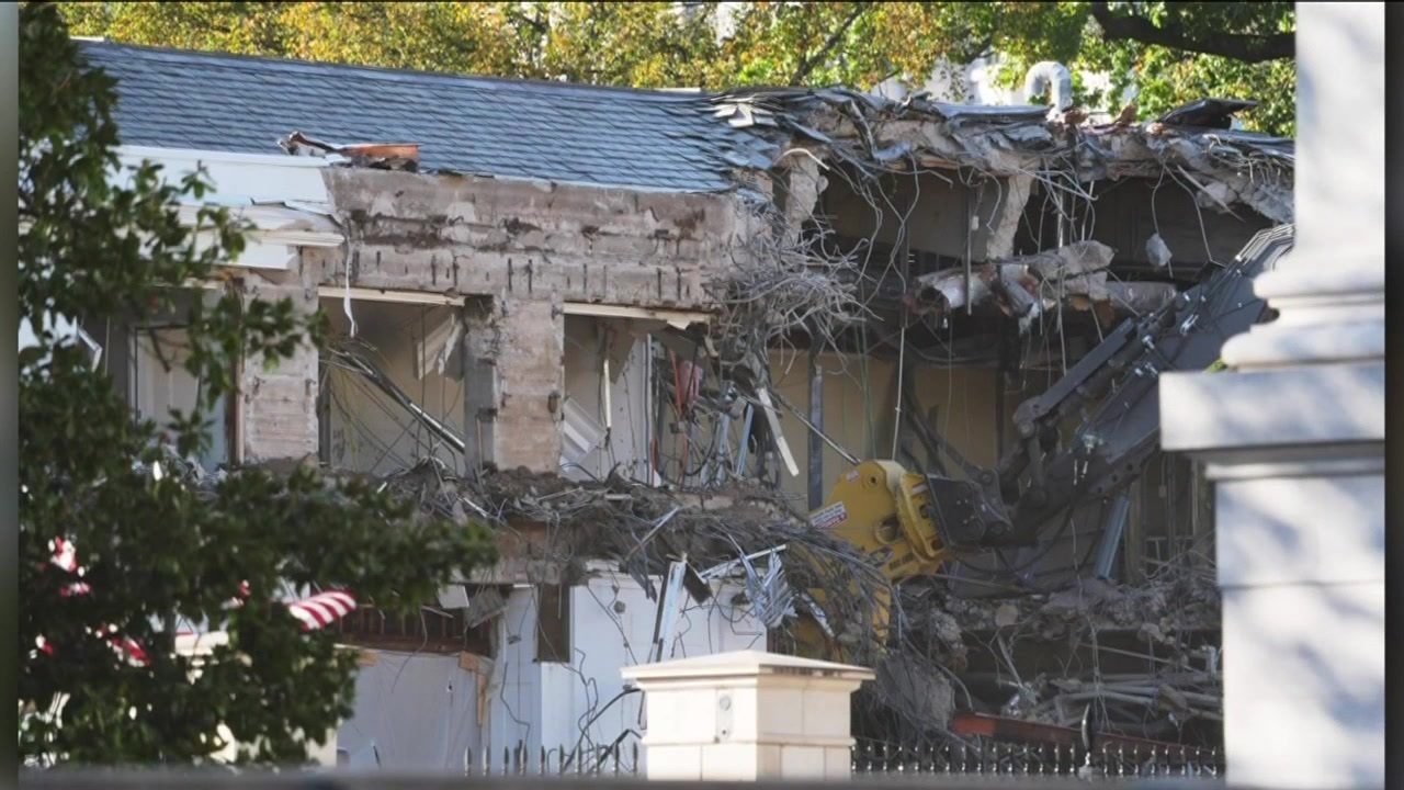 White House East Wing demolished as Trump moves forward with ballroom ...