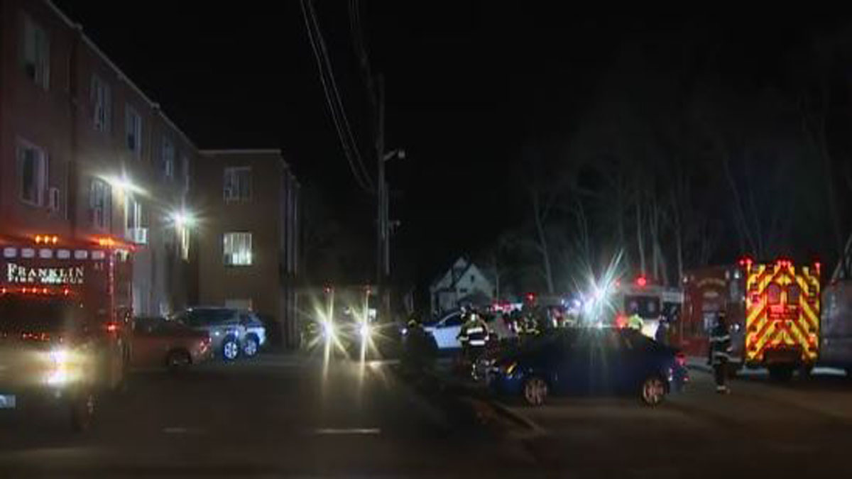 ROCKLAND, MASS. (WHDH) - More than 100 people were evacuated from a nursing and rehab center in Rockland on Saturday after a fire broke out<a class="excerpt-read-more" href="https://whdh.com/news/crews-respond-to-fire-in-nursing-home-in-rockland/">Read More</a>