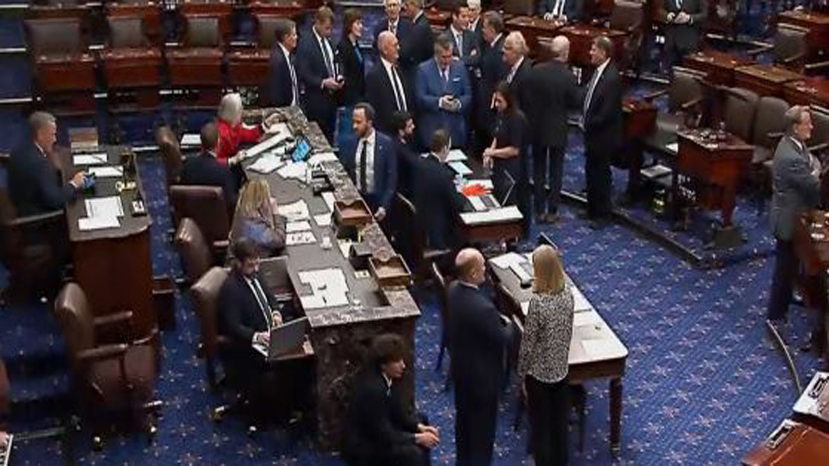 Senate takes first step toward ending government shutdown, advances funding bill after weeks of gridlock