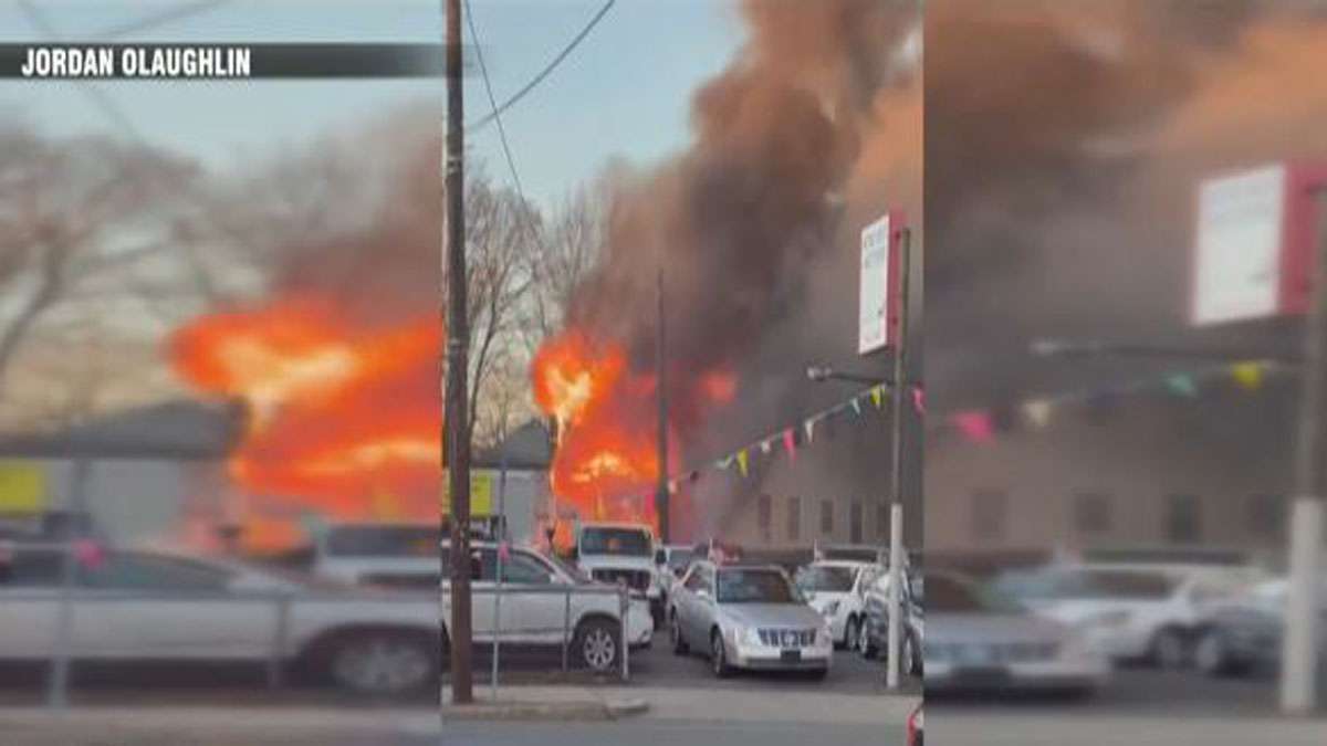 Fire crews battle fast-moving fire in multi-family home in Waltham ...